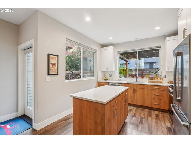 3626 Se 27TH Ave, Portland, OR 97202