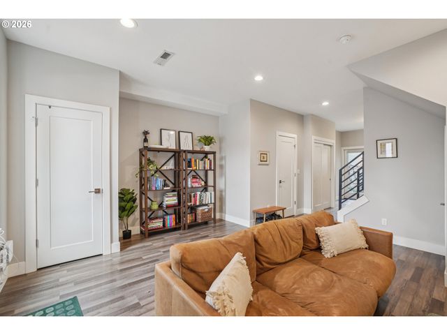 3626 Se 27TH Ave, Portland, OR 97202