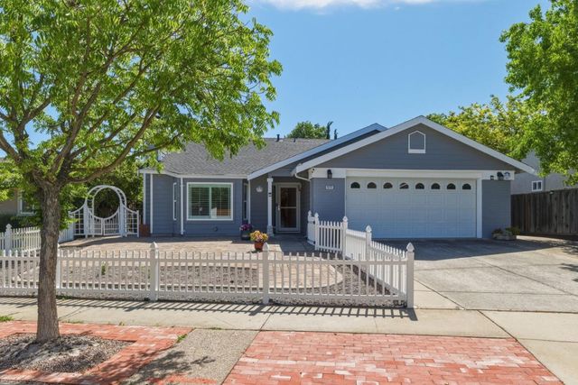 9272 El Caminito, Gilroy, CA 95020
