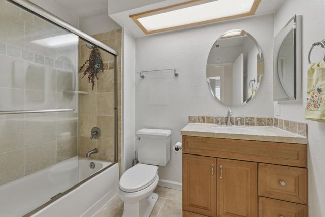 9272 El Caminito, Gilroy, CA 95020