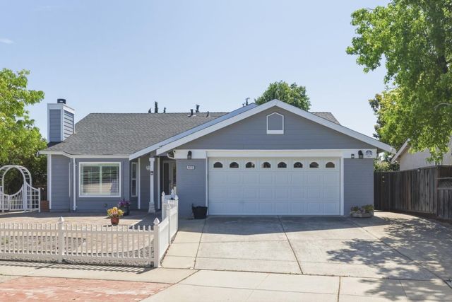 9272 El Caminito, Gilroy, CA 95020