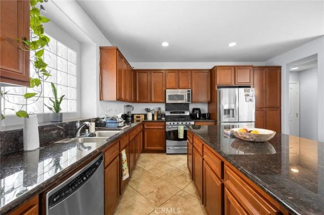 14554 Rochester, Chino, CA 91710