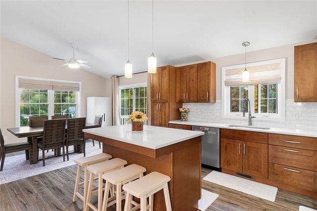 423 Providence Pike, North Smithfield, RI 02896
