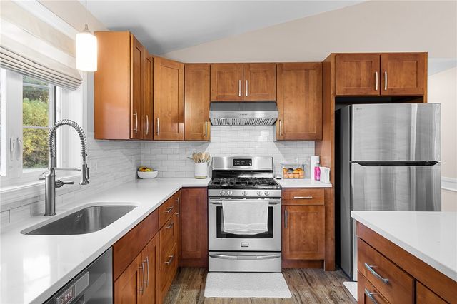 423 Providence Pike, North Smithfield, RI 02896