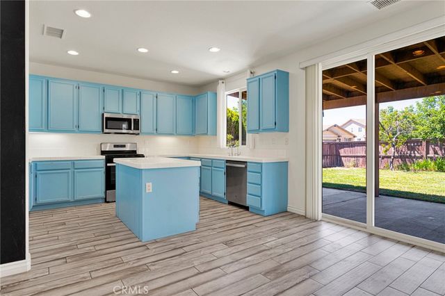 8430 Fillmore Court, Oak Hills, CA 92344
