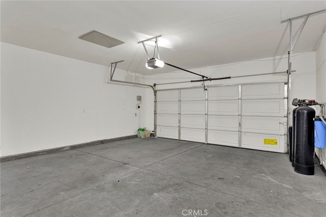 8430 Fillmore Court, Oak Hills, CA 92344
