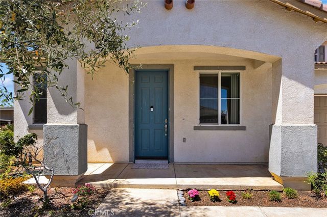 8430 Fillmore Court, Oak Hills, CA 92344
