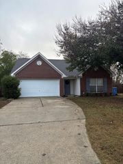 415 Fulton Drive, Midland City, AL 36345