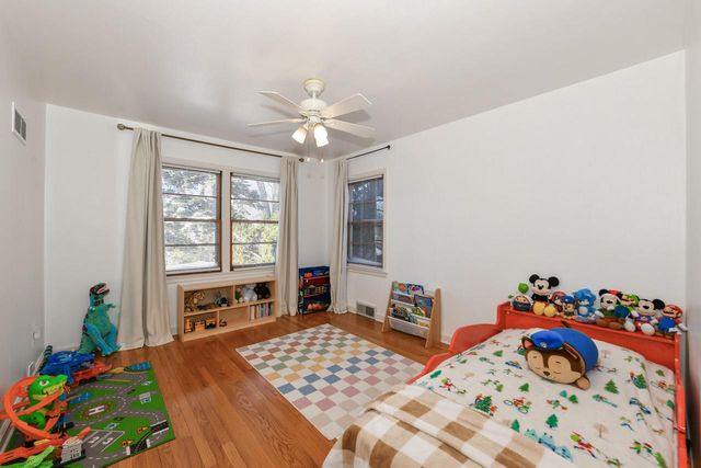 2919 N 89th STREET, Milwaukee, WI 53222