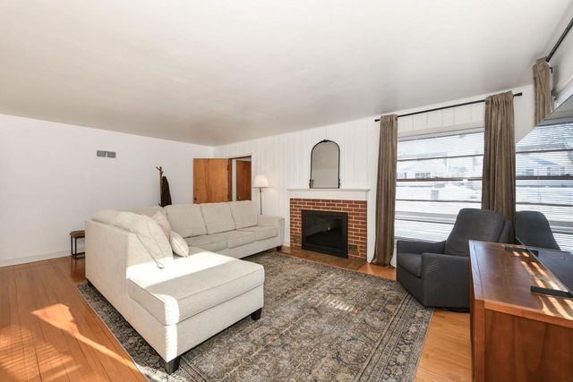 2919 N 89th STREET, Milwaukee, WI 53222