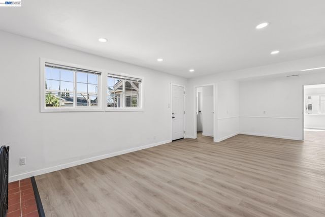 15524 Montreal St, San Leandro, CA 94579