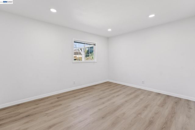 15524 Montreal St, San Leandro, CA 94579