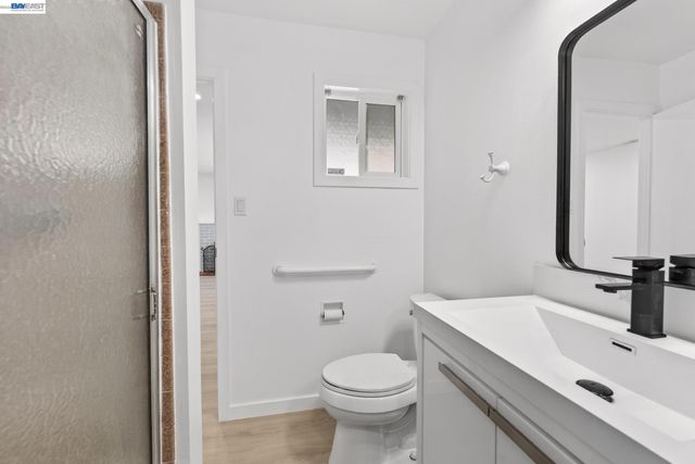 15524 Montreal St, San Leandro, CA 94579