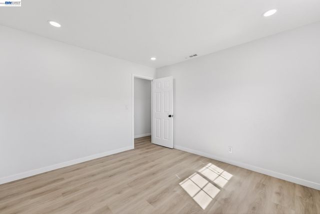 15524 Montreal St, San Leandro, CA 94579