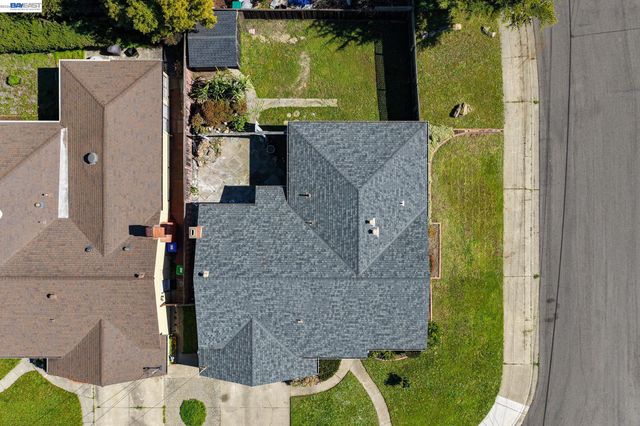 15524 Montreal St, San Leandro, CA 94579