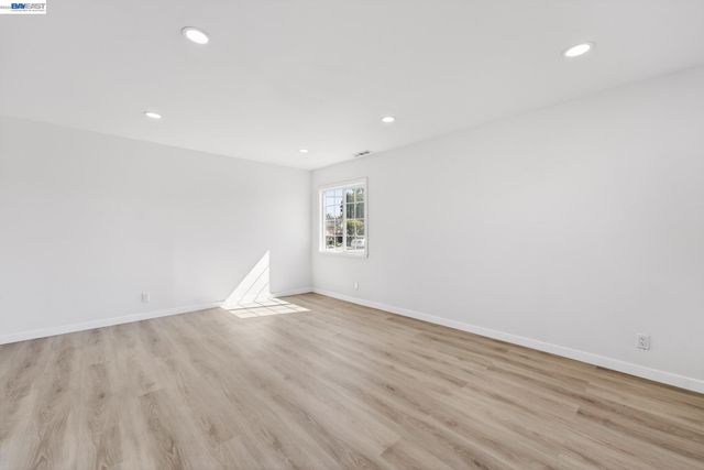 15524 Montreal St, San Leandro, CA 94579