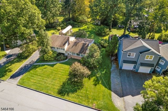 4 Pierson Ln, Florham Park Boro, NJ 07932