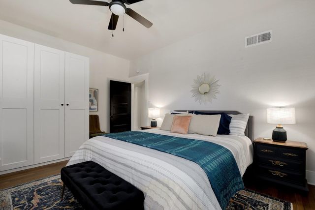 712 E 44th ST A, Austin, TX 78751