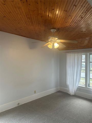 551 E 9TH AVENUE, Mount Dora, FL 32757