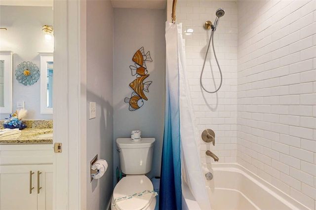 230 Cut Off 217, Port Aransas, TX 78373