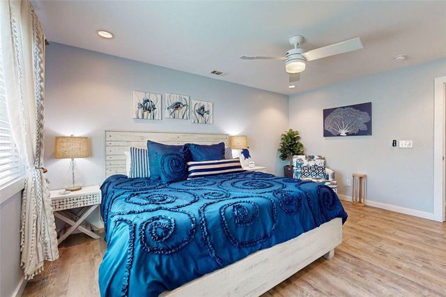 230 Cut Off 217, Port Aransas, TX 78373