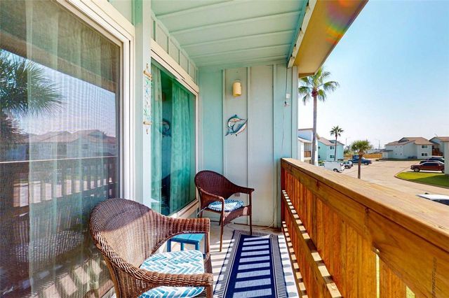 230 Cut Off 217, Port Aransas, TX 78373