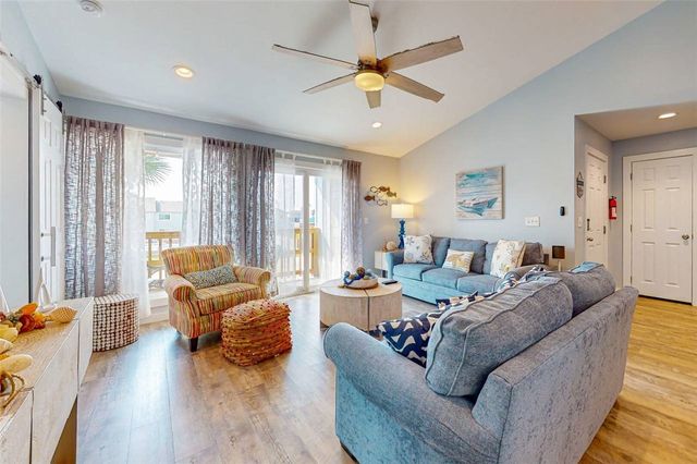 230 Cut Off 217, Port Aransas, TX 78373