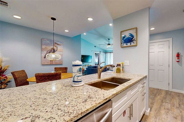 230 Cut Off 217, Port Aransas, TX 78373