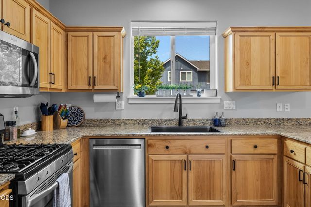 21184 Silverado Valley Lane, Bend, OR 97702