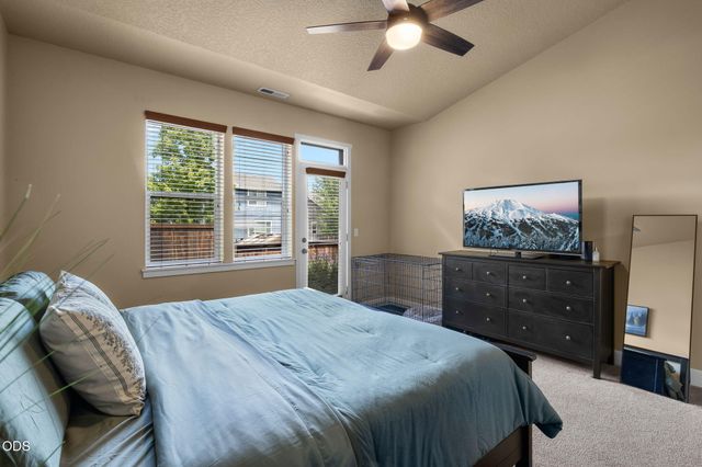 21184 Silverado Valley Lane, Bend, OR 97702