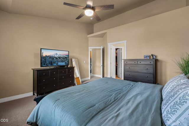21184 Silverado Valley Lane, Bend, OR 97702