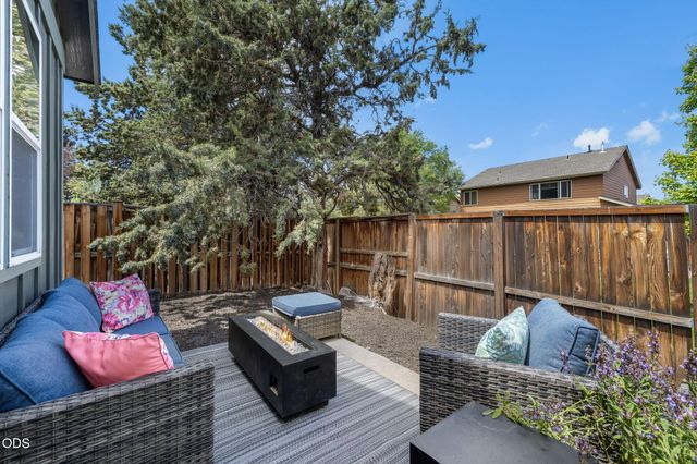 21184 Silverado Valley Lane, Bend, OR 97702