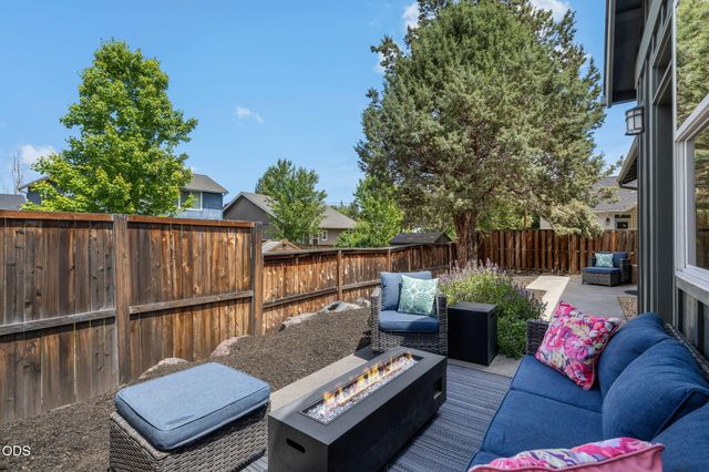 21184 Silverado Valley Lane, Bend, OR 97702