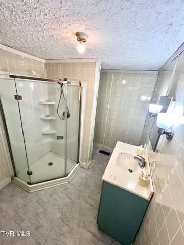 10016 Asheville Highway, Greeneville, TN 37743