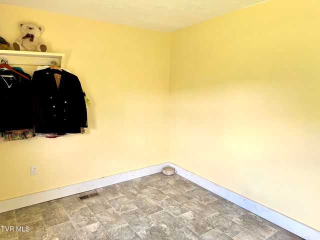 10016 Asheville Highway, Greeneville, TN 37743