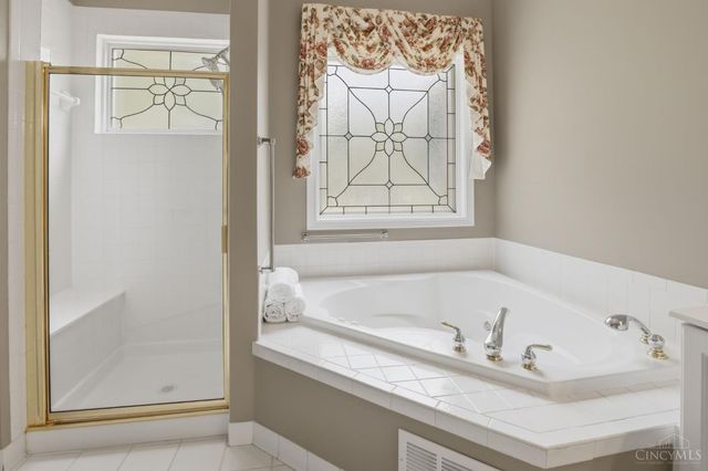 1443 Nauticus Cove, Miami Twp, OH 45140