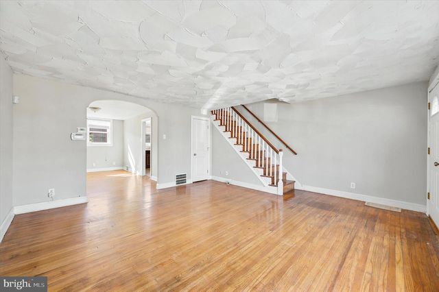 1522 BEVERLY RD, Philadelphia, PA 19138