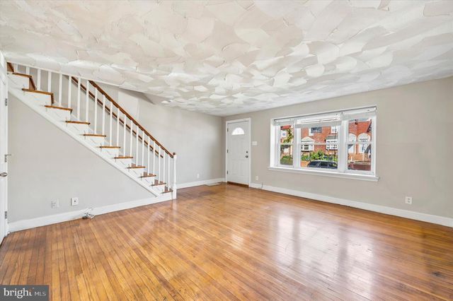 1522 BEVERLY RD, Philadelphia, PA 19138