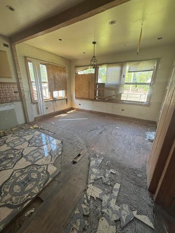 51 Webb Street, Hammond, IN 46320