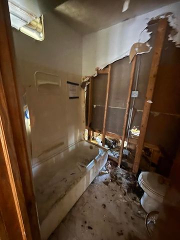 51 Webb Street, Hammond, IN 46320