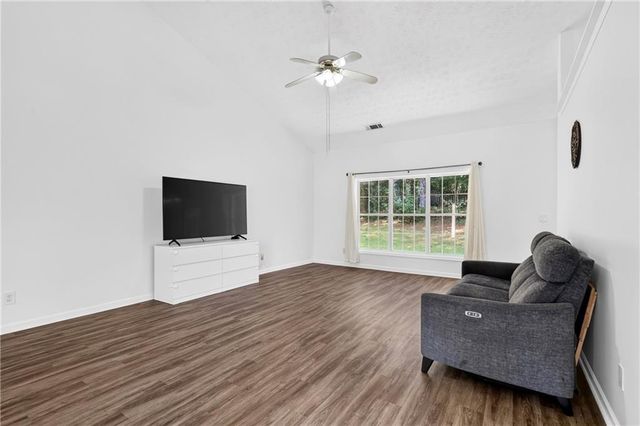 1142 Autumn Glen Way, Dacula, GA 30019