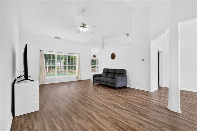 1142 Autumn Glen Way, Dacula, GA 30019