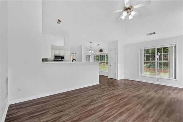 1142 Autumn Glen Way, Dacula, GA 30019