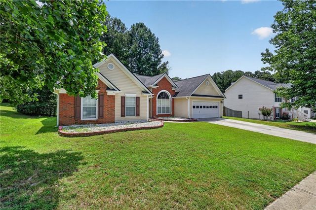 1142 Autumn Glen Way, Dacula, GA 30019