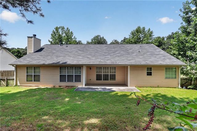1142 Autumn Glen Way, Dacula, GA 30019