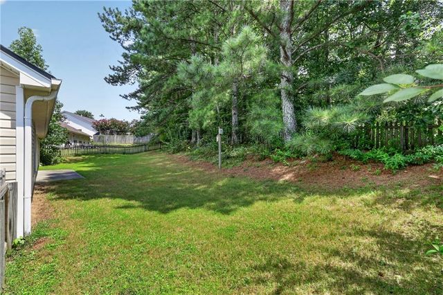 1142 Autumn Glen Way, Dacula, GA 30019
