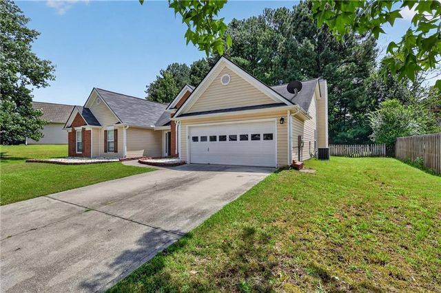 1142 Autumn Glen Way, Dacula, GA 30019