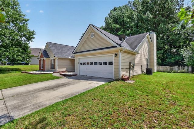 1142 Autumn Glen Way, Dacula, GA 30019