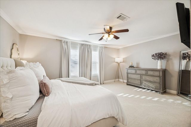 2415 Jamestown Mall 23, Houston, TX 77057