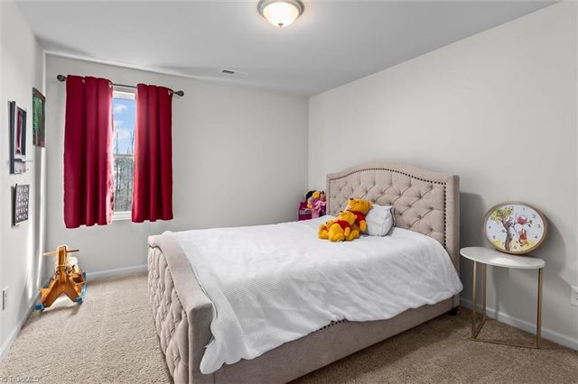 3748 Streamside Drive, Thomasville, NC 27360